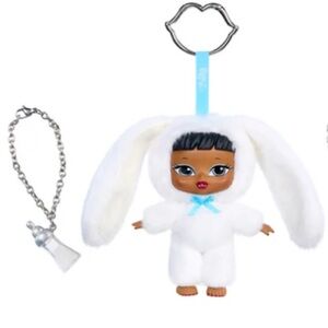BRATZ BRATZIEZ ICONZ SERIEZ PLUSH KEYCHAIN BLIND BOX SASHA BUNNY BOO